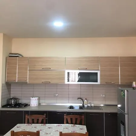 “by The Sea One Bedroom Apartment” فلورا